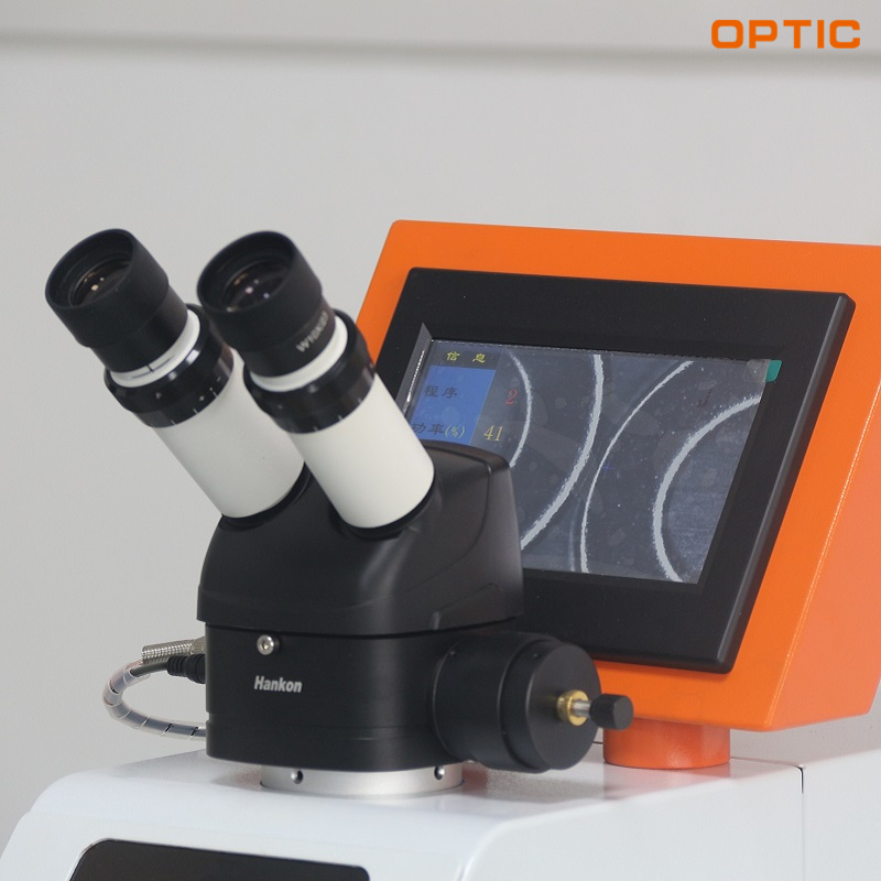 Hệ thống quan s&aacute;t m&aacute;y h&agrave;n laser trang sức